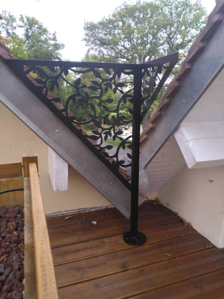 Découpe au laser de brise vue décoratif pour l’entreprise La Petite Métallerie basée dans l’Eure et Loir (28)